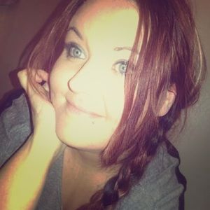 Meet your Posher, Deanna